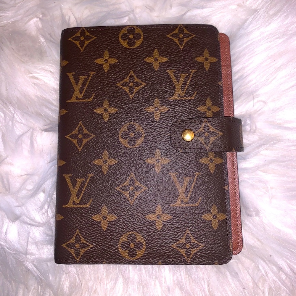 Louis Vuitton MM Agenda (FOR TRADE ONLY)